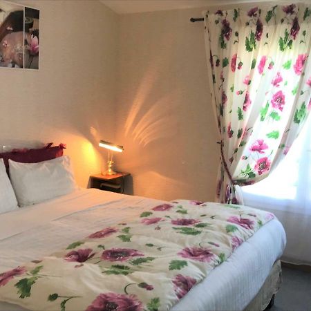 Hotel Restaurant La Braisiere Saint-Romain  Екстериор снимка