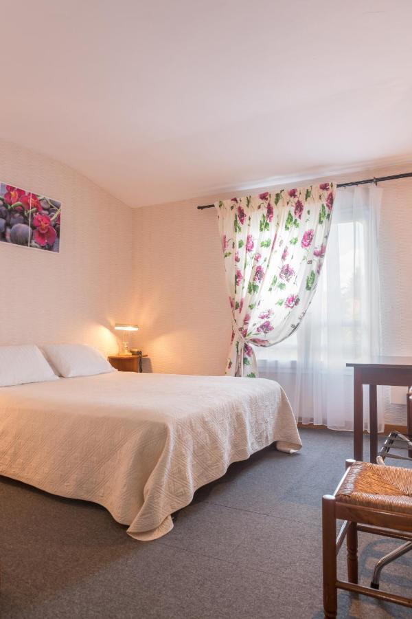 Hotel Restaurant La Braisiere Saint-Romain  Екстериор снимка